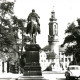 Stadtarchiv Weimar, 60 10-5/2, Blick vom Platz der Demokratie zum Stadtschloss