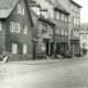 Stadtarchiv Weimar, 60 10-5/22, Blick in die Friedensstraße/links Ecke Friedensgasse