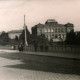 Stadtarchiv Weimar, 60 10-5/22, Blick vom "Viadukt" zum Museum