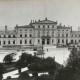 Stadtarchiv Weimar, 60 10-5/25, Blick über den Jubiläumsplatz zum alten Bahnhof (vor dem Abriß)