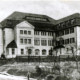 Stadtarchiv Weimar, 60 10-5/26, Blick auf Volkshaus Weimar von der Friedrich-Ebert-Straße