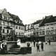 Stadtarchiv Weimar, 60 10-5/3 Bd. 1, Blick über den Markt mit Kandelaber