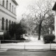 Stadtarchiv Weimar, 60 10-5/30 Bd. 1, Blick von der Karl-Liebknecht-Straße in den Weimarhallenpark