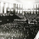 Stadtarchiv Weimar, 60 10-5/30 Bd.2, Blick von der Empore in den Großen Saal der Weimarhalle