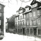 Stadtarchiv Weimar, 60 10-5/4, Blick vom Burgplatz in die Schloßgasse