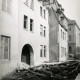 Stadtarchiv Weimar, 60 10-5/8, Blick von der Scherfgasse in die Kleine Teichgasse 