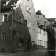 Stadtarchiv Weimar, 60 10-5/8, Blick von der Geleitstraßein die Scherfgasse 