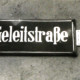 Stadtarchiv Weimar, 60 10-5/9, Straßenschild "Geleitstraße"