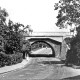 Stadtarchiv Weimar, 60 10-5/22, Blick von der Asbachstraße durch den Viaduktbogen