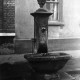 Stephan Liebig, 60 14 K1-28/5, Der Vasenbrunnen in der Gartenstraße