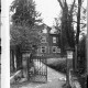 Stadtmuseum Weimar, Eichhorn 785 (K II 098 A), Blick auf das Tor und die Fassade der »Schwanseestraße 23«