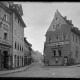 Stadtarchiv Weimar, 60 14 Negativ 170, Blick von Herderplatz auf den »Sächsischen Hof«